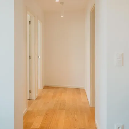 Mary Pink - No Rc A - Beautiful Two-bedroom Apartment