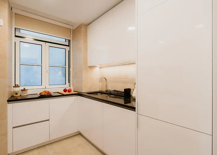 Mary Pink - No Rc A - Beautiful Two-bedroom
